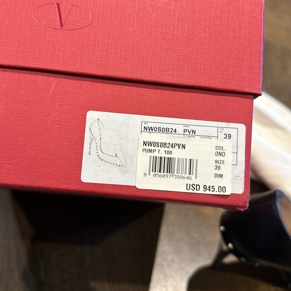 Valentino Leather Rockstud Pumps - Picture 11 of 11